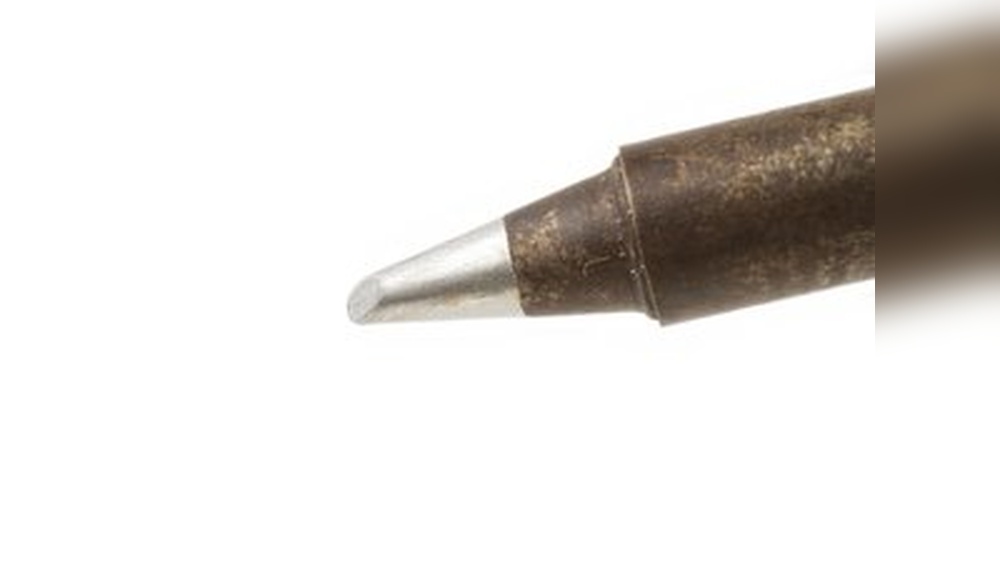 How to Choose the Right Soldering Iron Tip